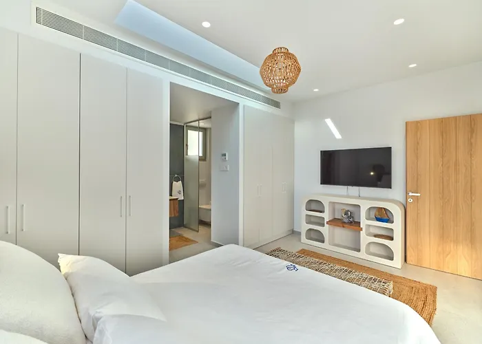 Le22, 180 Panoramic Sea Views, Paros Villa *